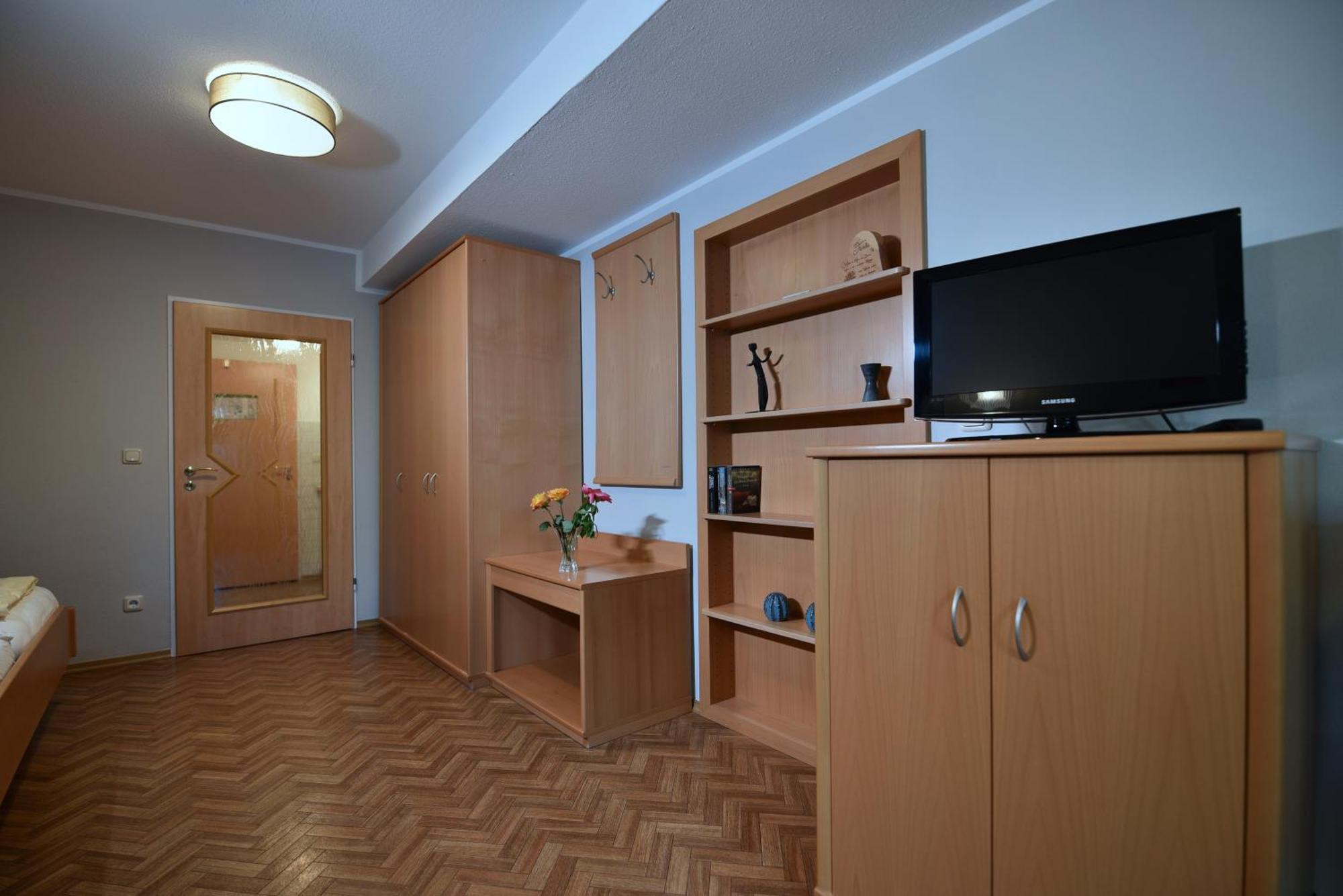 Erlkoenig Gaesteappartements Bad Fussing Luaran gambar